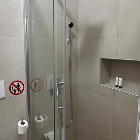 Zen Albania Guest house *